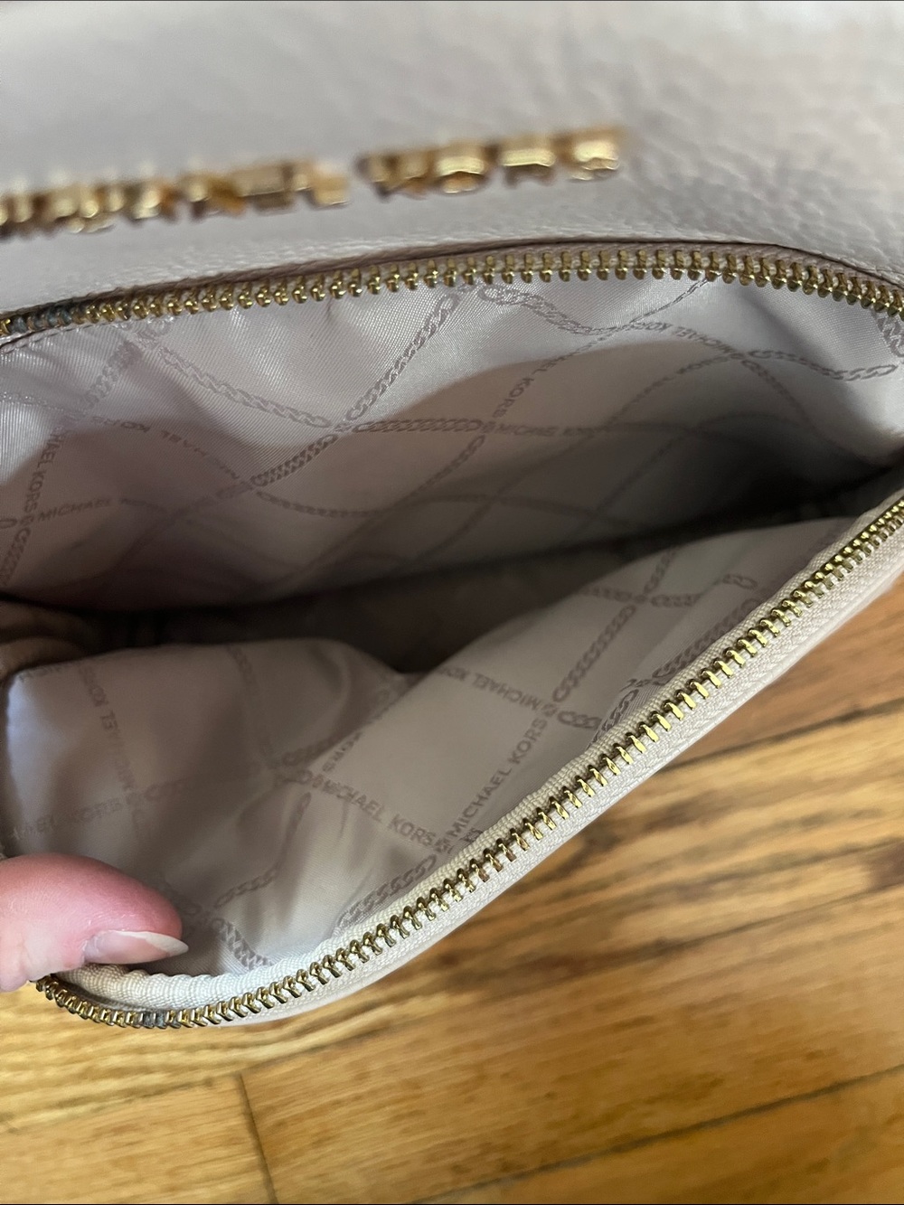 Michael Kors Light Pink Pebbled Leather Backpack with Gold Logo - Picture 7 of 11